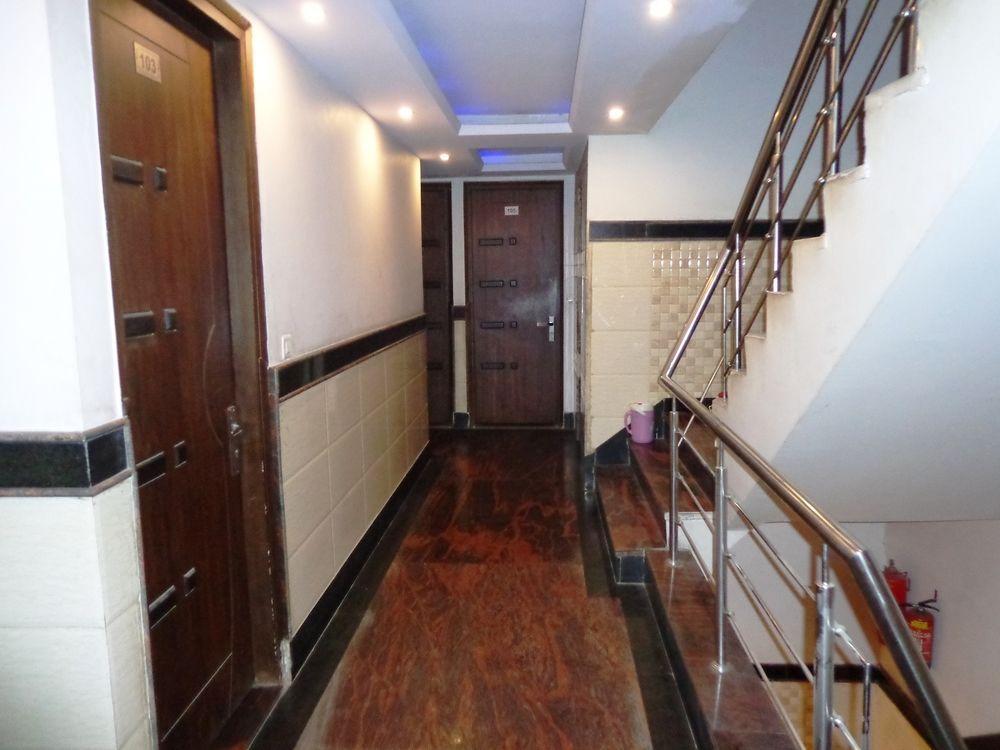 Oyo 1912 Dada Hotel New Delhi