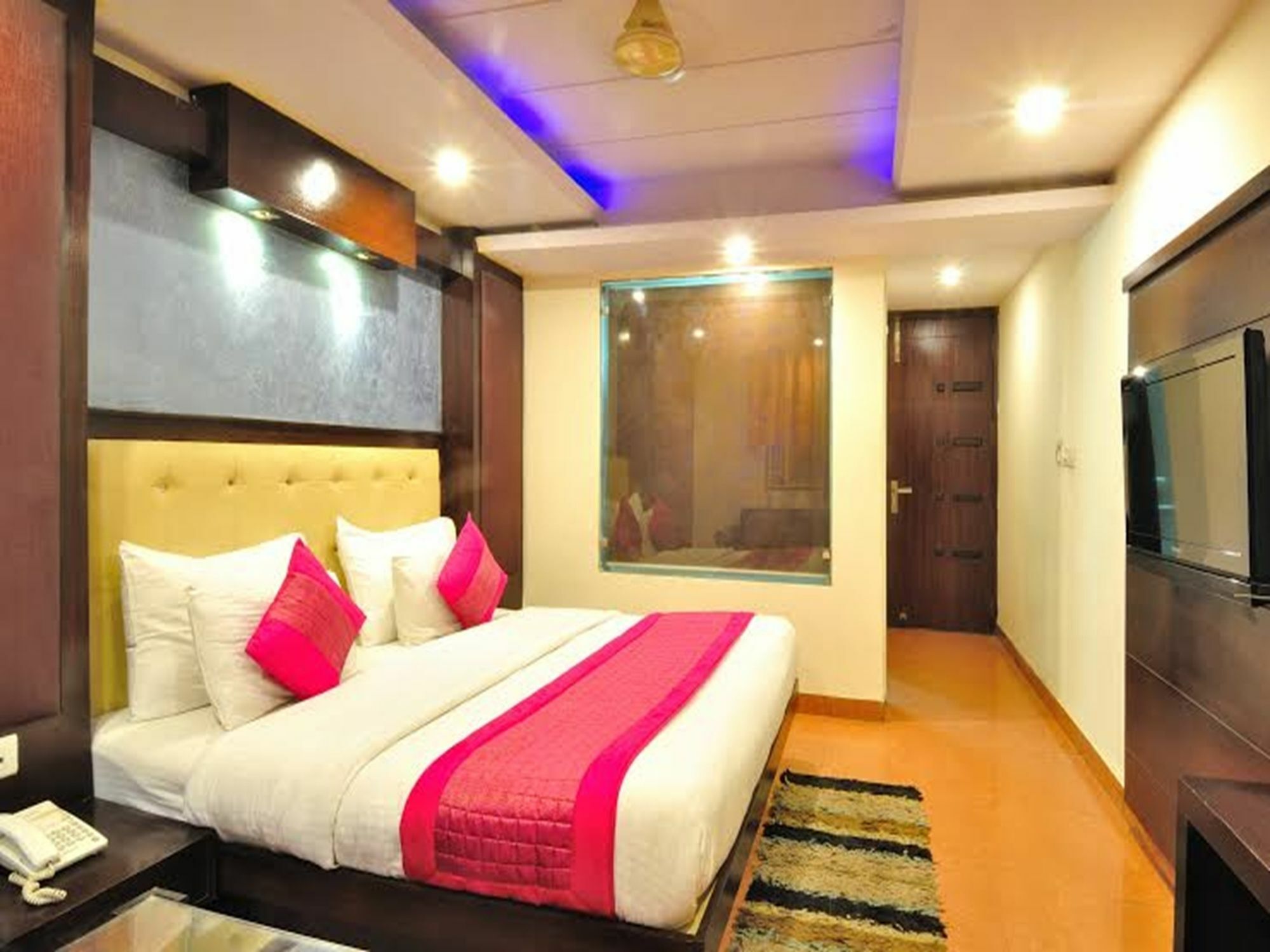 Oyo 1912 Dada Hotel New Delhi